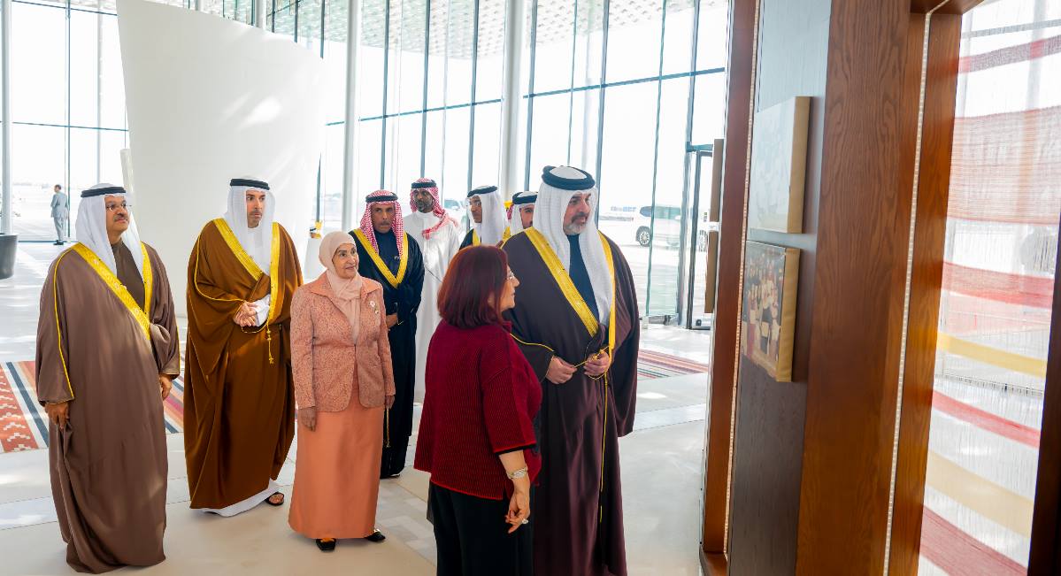 جلالة الملك المعظم ينيب سمو الشيخ عبدالله بن حمد لحضور الاحتفال بيوم المرأة البحرينية