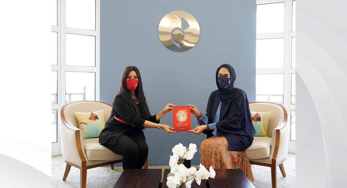 الأنصاري تستقبل د. بودلامة لاستلام كتابها 