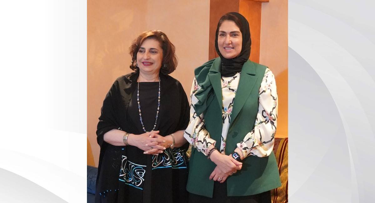 على هامش مشاركتها بمؤتمر المرأة والسلام والأمن بأبوظبي.. الأنصاري تعقد اجتماع عمل ثنائي مع المديرة التنفيذية لهيئة الأمم المتحدة للمرأة
