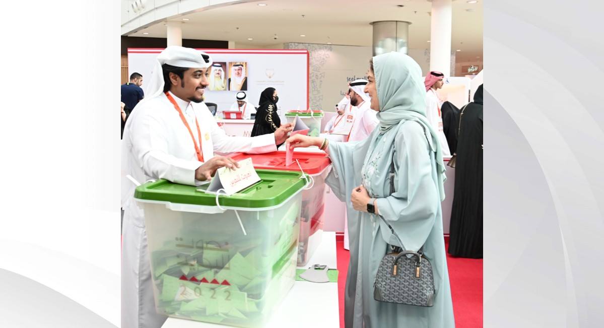 الأنصاري: مشاركة المرأة في الانتخابات الحرة مظهر من مظاهر البحرين الحضارية