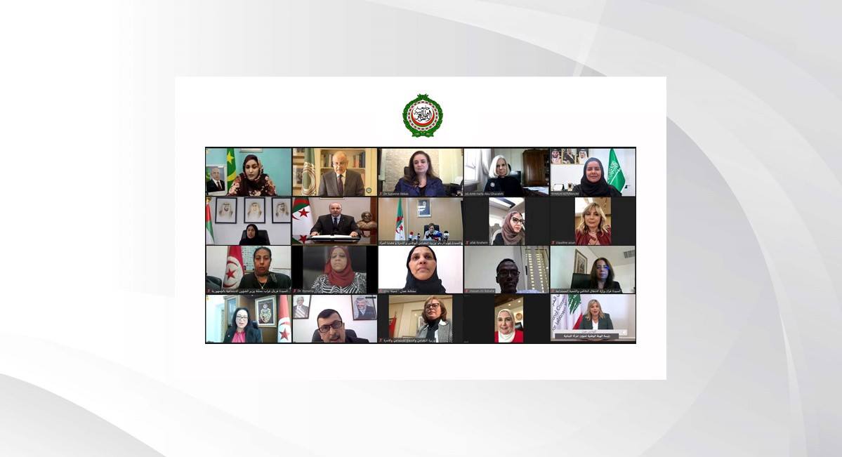 ضمن مجموعة من الرائدات والمتميزات في المجالات العلمية .. جامعة الدول العربية تكرم عضو المجلس الأعلى للمرأة د.سوزان عباس