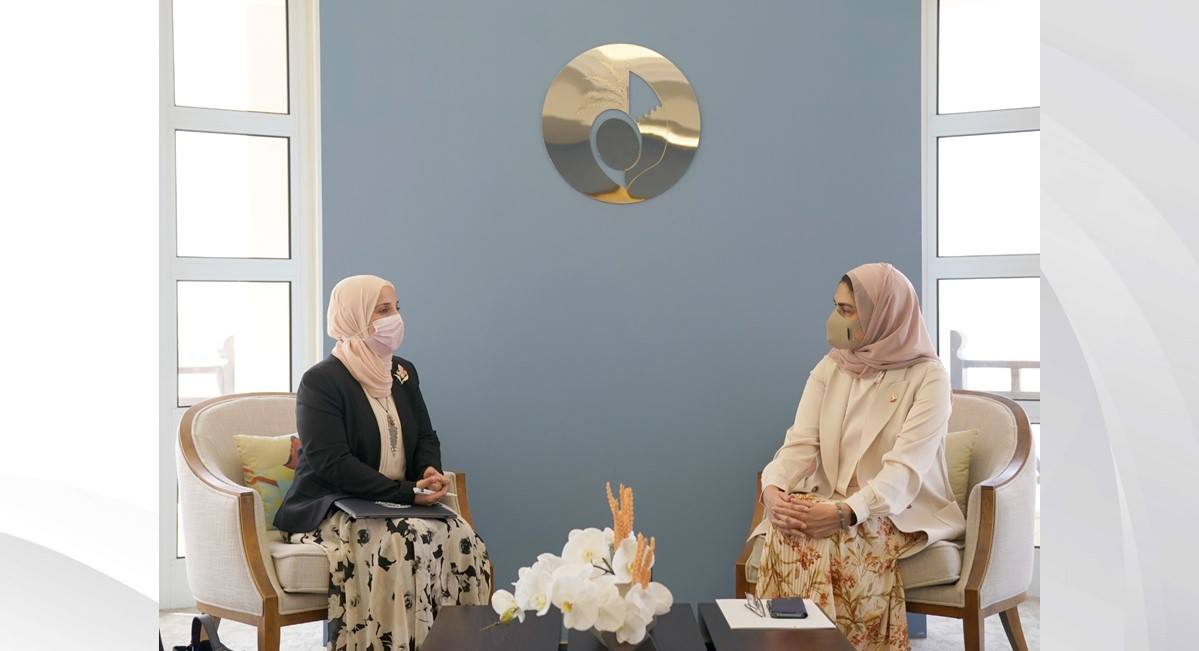 استقبلت ممثل منظمة الصحة العالمية لدى البحرين .. الأنصاري: مملكة البحرين تواصل تقدمها في مجال صحة المرأة