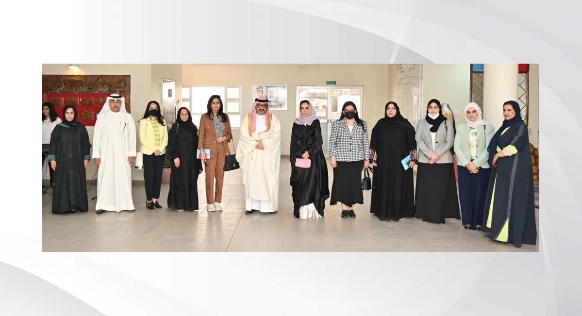 لجنة المرأة في 