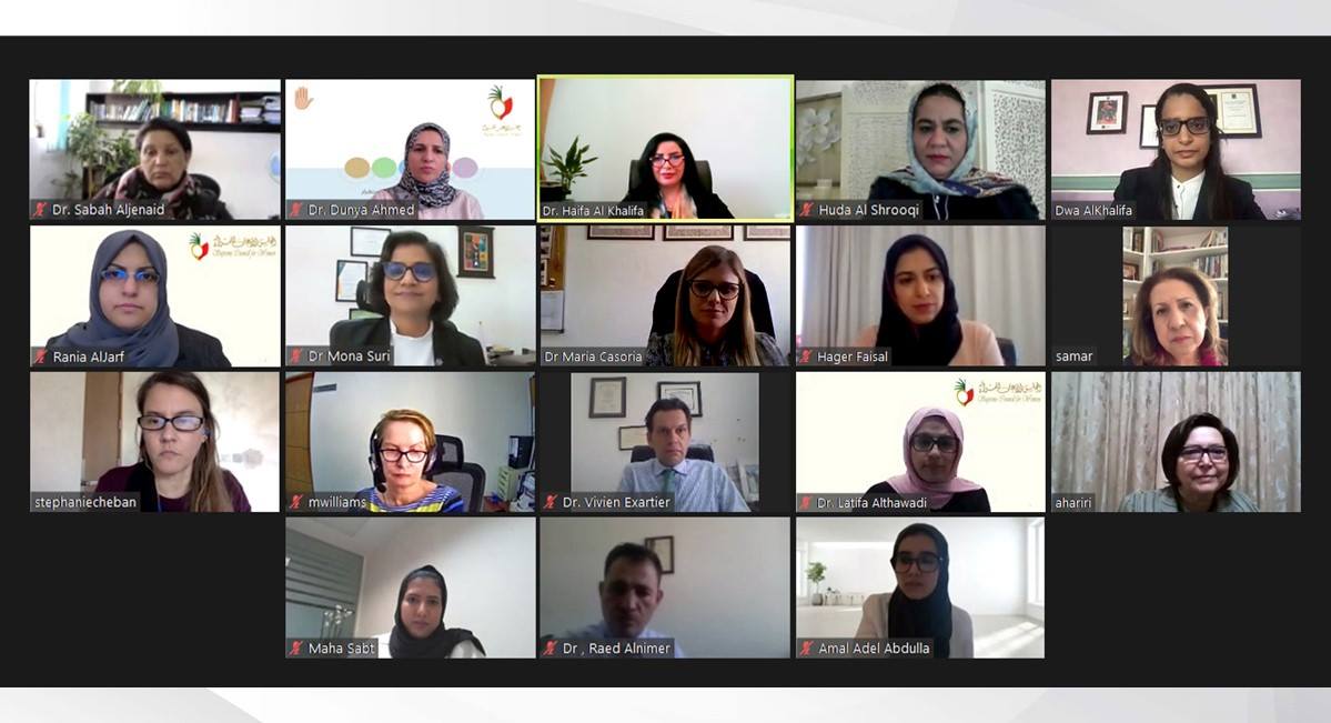 بحضور الأعلى للمرأة والملكية للبنات والإسكوا .. استشارية مركز دراسات المرأة تناقش رؤية المركز واستراتيجية عمله
