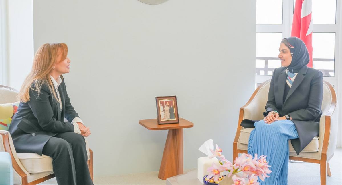 الأنصاري تستقبل المديرة العامة للبنك العربي