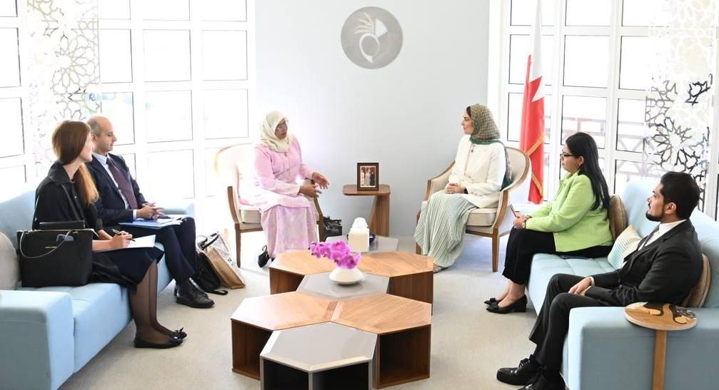 الأنصاري تستقبل المديرة التنفيذية  لبرنامج الأمم المتحدة للمستوطنات البشرية